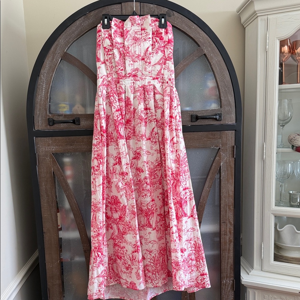 Entro Pink and White Strapless Dress